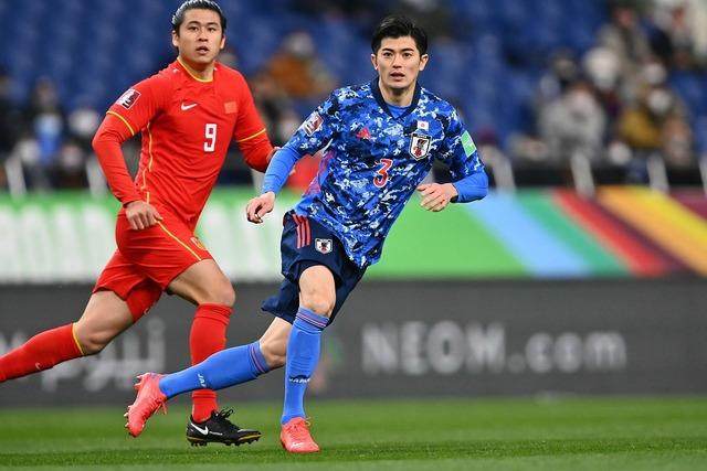 开云体育-新学期开始!看看日本2022赛季揭幕战的氛围